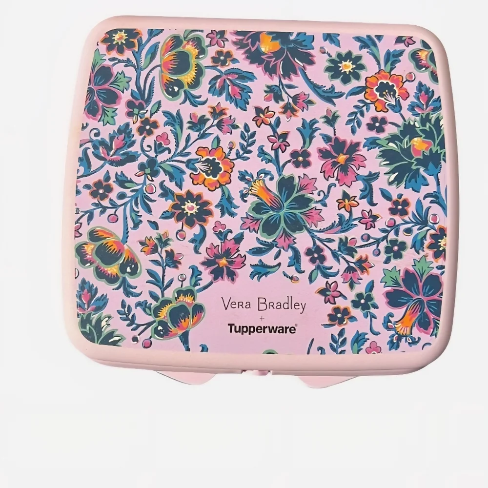 Vera Bradley- Tupperware Kids Floral Lunch Set - Pink - Picture 3 of 5